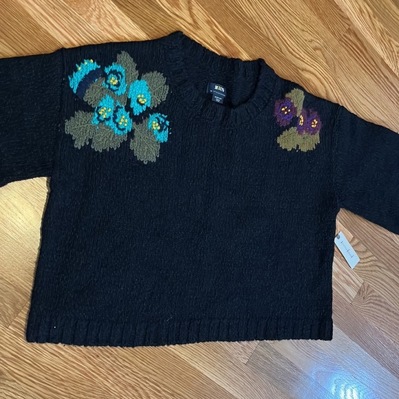 Anthropologie Maeve Embroidered Flowers Cropped Sweater Size Medium NWT - Picture 12 of 16
